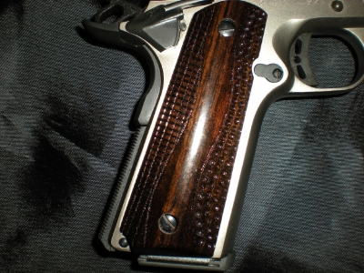 Custom Gun Grips